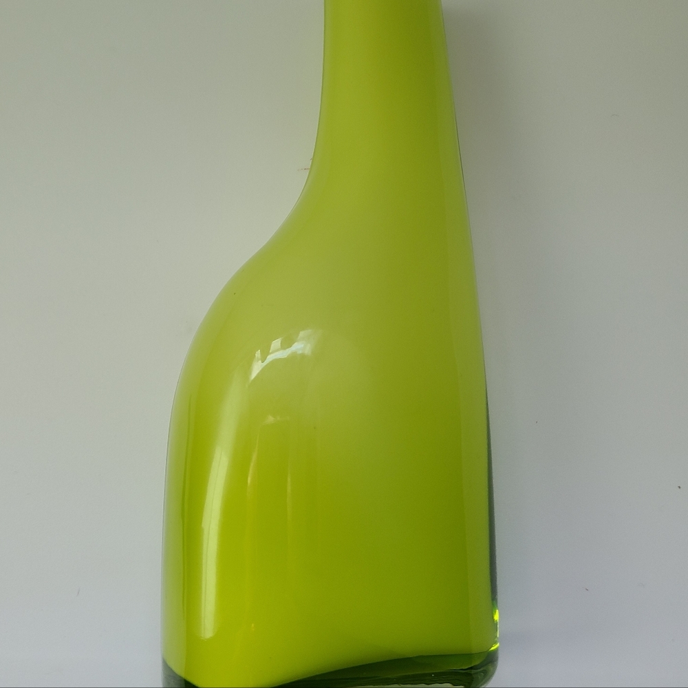 Vintage IKEA Okkso Asymmetrical Lime Green Encased Glass Bud Vase - Picture 2 of 6